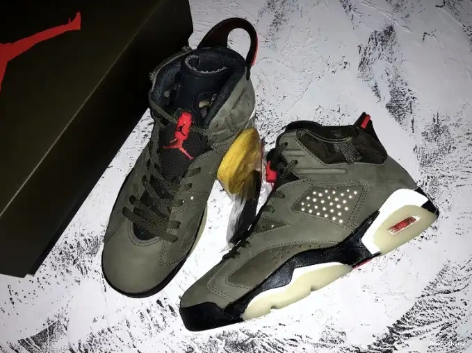 One Kick CN1084-200 Travis x Scott 6 Jordan Medium Air Olive 0607